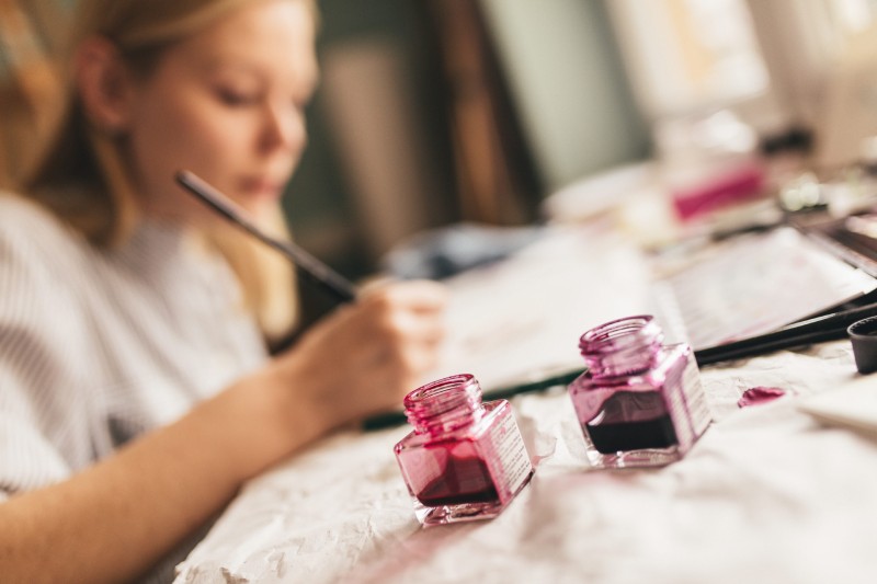 Girl is painting